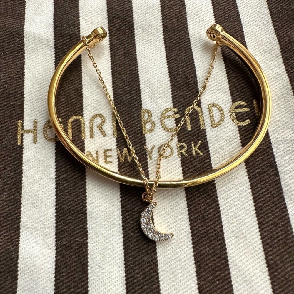 Henri Bendel Bag Giveaway - Picture 8 of 9
